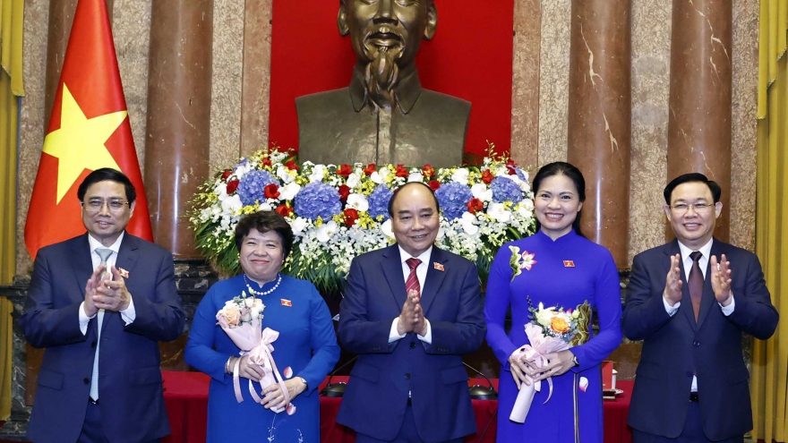 Lãnh đạo Đảng, Nhà nước gặp mặt các nữ đại biểu Quốc hội